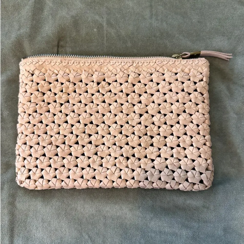 Madewell The Leather Pouch Clutch: Crochet Edition Marzipan / Tan